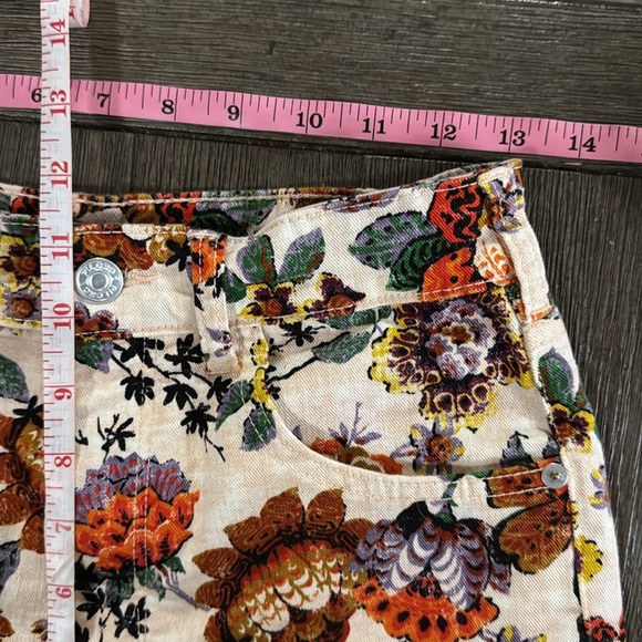 Pilcro Anthropologie Floral Print High Rise Cigarette Jeans - Picture 8 of 9